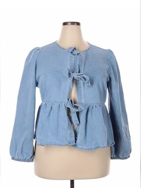 🆕Light Blue Tie-Front Peplum Top/ Cover-up